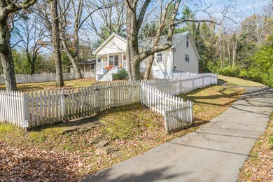 304_McFarland_Rd_05