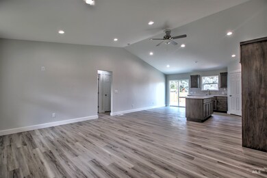 971 Americana Cir, Twin Falls, ID 83301 - photo 6