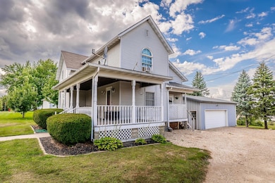 303 E State St, Toledo, IA 52342 - photo 3