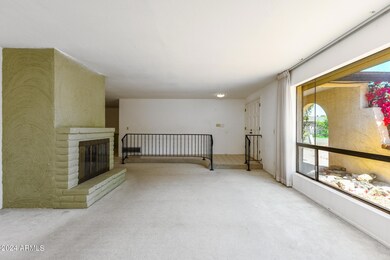 2818 E Malapai Dr-8