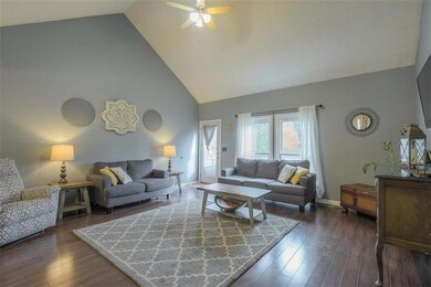 5565 Meadow View Dr, Shawnee, KS 66226 - photo 6