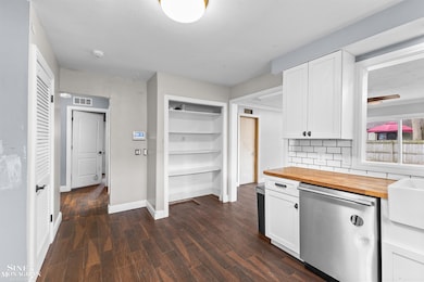 50697 Elsey St, New Baltimore, MI 48047 - photo 4