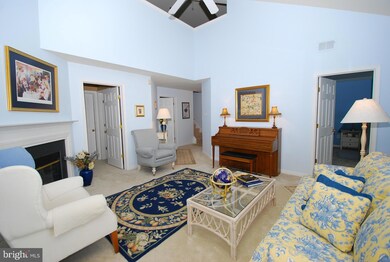 11812 Eton Manor Dr unit 303, Germantown, MD 20876 - photo 6