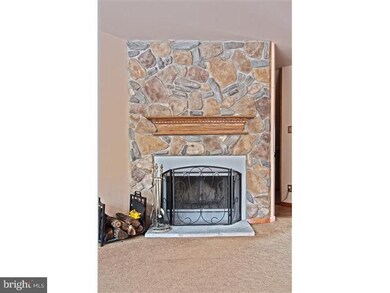 22 Stanwyck Ct, Trenton, NJ 08691 - photo 7