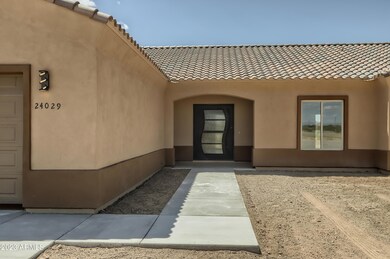 04 Exterior Front Entry