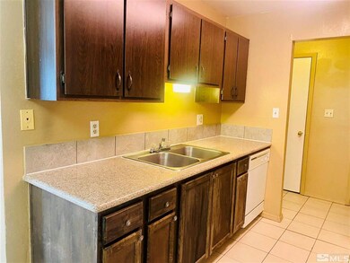 3913 Clear Acre Ln unit 137, Reno, NV 89512 - photo 3