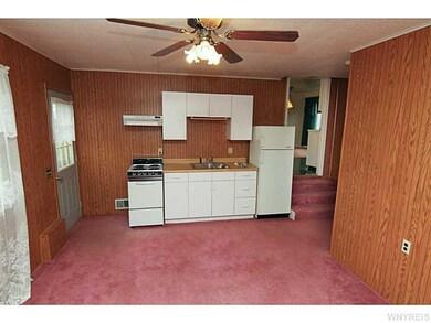 Kitchen Extra Kitchen/Den