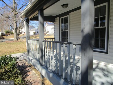 13007 Brookmill Ct, Laurel, MD 20708 - photo 2