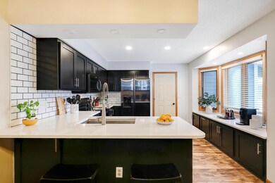 Gorgeous Sun-Filled Kitchen