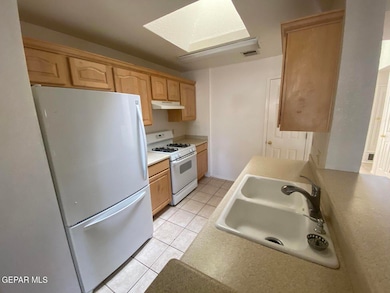 20211001194751356835000000-o