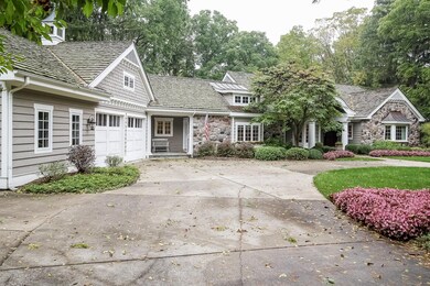 003-Front_View-3311063-medium