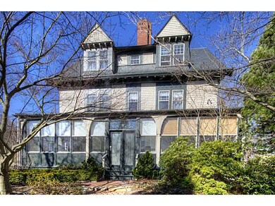 107 Old Beach Rd unit 1, Newport, RI 02840 - photo 2