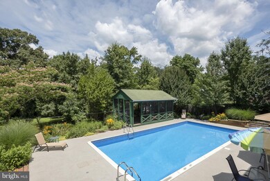 11406 Old Prospect Hill Rd, Glenn Dale, MD 20769 - photo 2