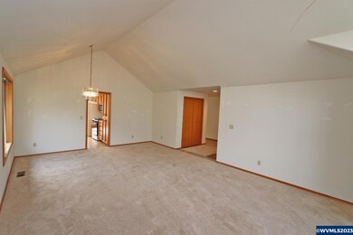 624 Valleywood Dr SE, Salem, OR 97306 - photo 5