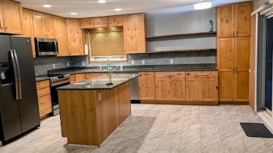 1240 Joyce Dr, Fairbanks, AK 99701 - photo 3