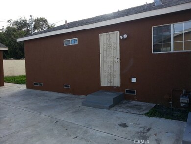 932 W 152nd St, Compton, CA 90220 - photo 4