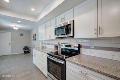 7705 S Kachina Dr-8