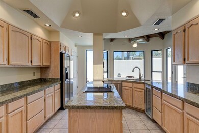 006_Kitchen