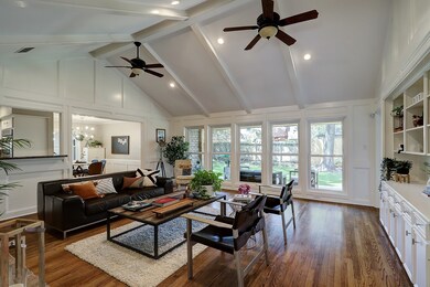 10222 Meadow Lake Ln, Houston, TX 77042 - photo 5