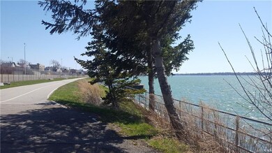 The shoreline walkway is only a short walk away.