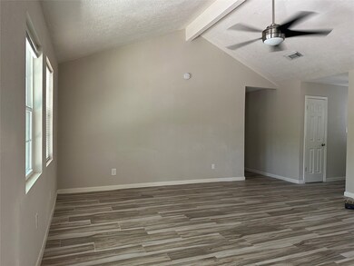 16766 Gleneagle Dr N, Conroe, TX 77385 - photo 4