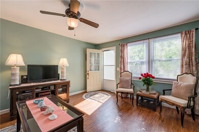 1st Floor Living Room