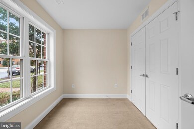 542 Whetstone Glen St, Gaithersburg, MD 20877 - photo 5