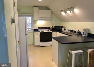 2860 Cindy Ln, Charlottesville, VA 22911 - photo 7