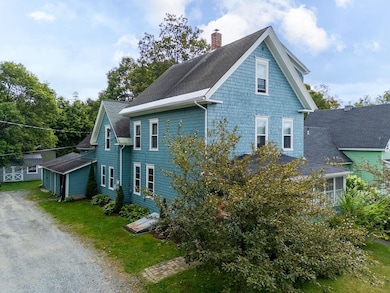 18 Oak Hill Ave, Littleton, NH 03561 - photo 2