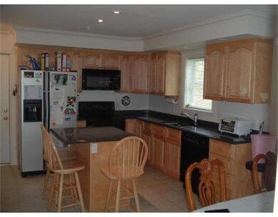 17 Caesar Jones Way unit 17, Bedford, MA 01730 - photo 2