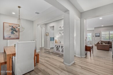 Entry to Dining room