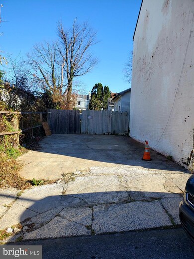 527 S 16th St, Reading, PA 19606 - photo 2