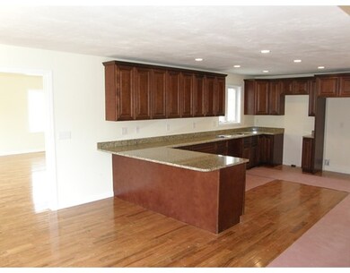 7 Hannahs Way, Charlton, MA 01507 - photo 4