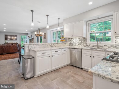 17617 Gatsby Terrace, Olney, MD 20832 - photo 3