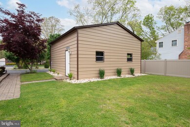 1102 Beechwood Dr, Atco, NJ 08004 - photo 6