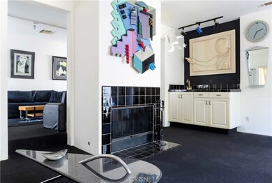 4657 Ensenada Dr, Woodland Hills, CA 91364 - photo 2