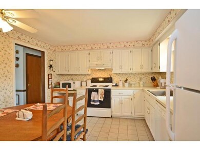 8 Ox Point Dr, Kittery, ME 03904 - photo 5