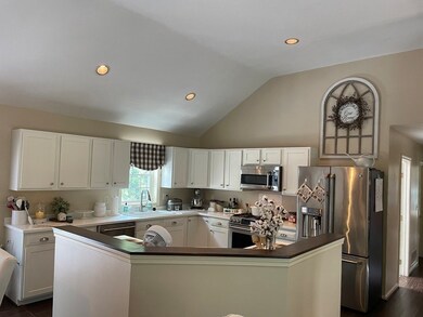 30 Wasilla Dr, Worcester, MA 01604 - photo 2