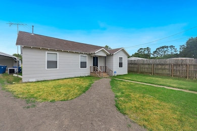 1503 Jones St, Rosenberg, TX 77471 - photo 4