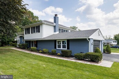 244 Forrest Dr, Chalfont, PA 18914 - photo 2