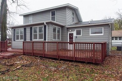 2305 E 23rd St, Des Moines, IA 50317 - photo 3