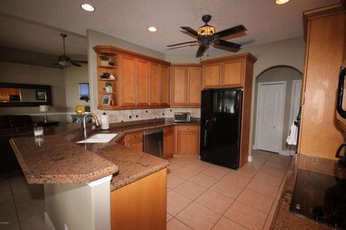 Kitchen 4