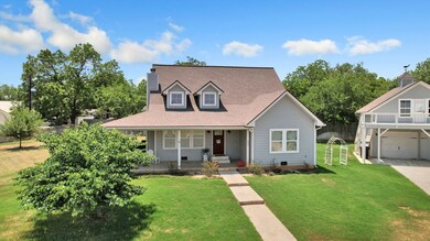 903 Hawthorn Ln, Fredericksburg, TX 78624 - photo 2