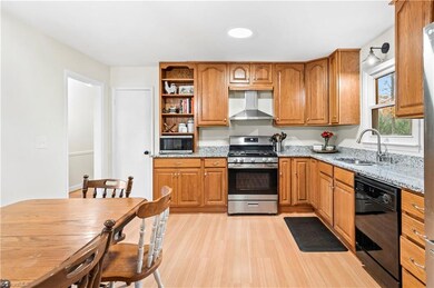 117 Hillside Ct, King, NC 27021 - photo 5