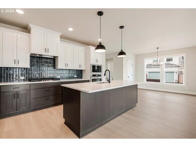 12050 SW Strobel Rd, Beaverton, OR 97007 - photo 6