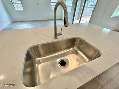 11 Kitchen Sink & Faucet 379
