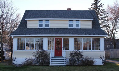 Picture-perfect bungalow