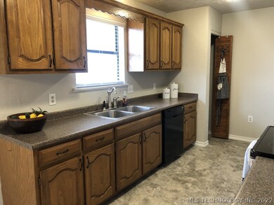 13220 S Peoria Ave, Bixby, OK 74008 - photo 5