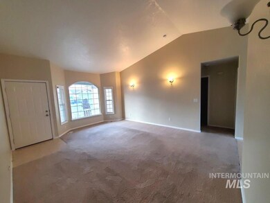 512 S Valley Dr, Nampa, ID 83686 - photo 7