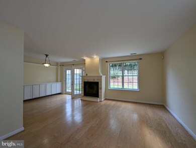 32 Huxley Cir, Abingdon, MD 21009 - photo 6